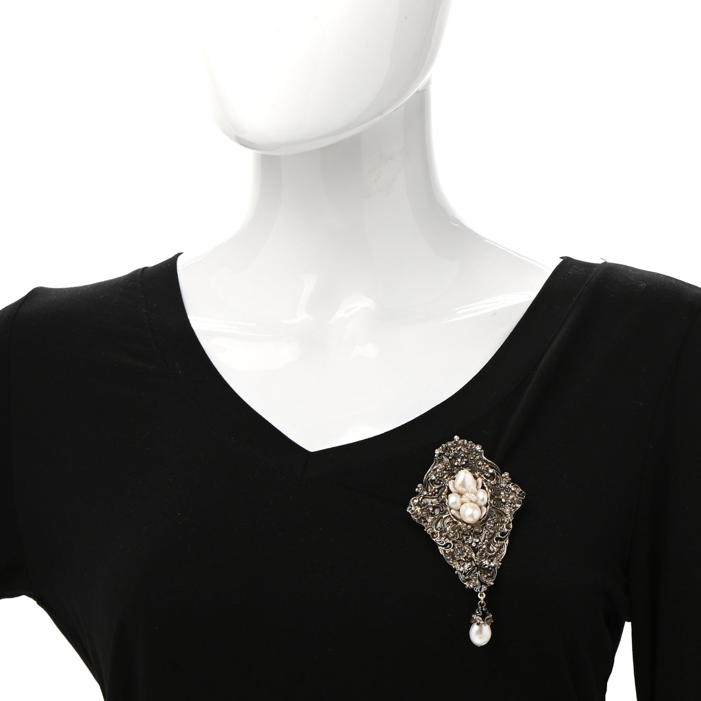 Gripoix Pearl Brooch Aged Gold