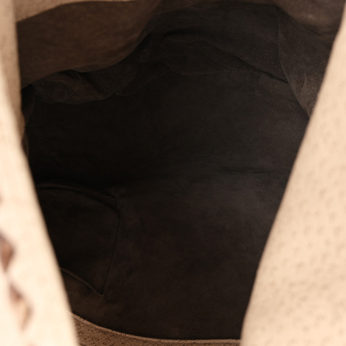 Cervo Deerskin Perforated Pekary Hobo Cream
