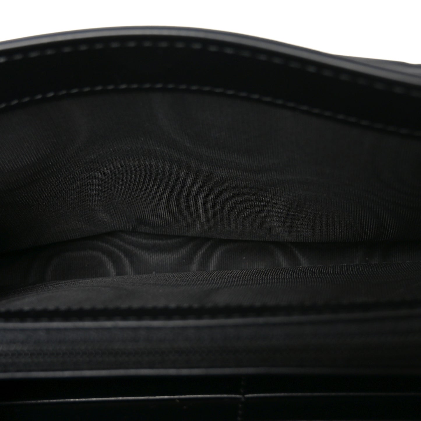 Guccissima Padlock Chain Wallet Black