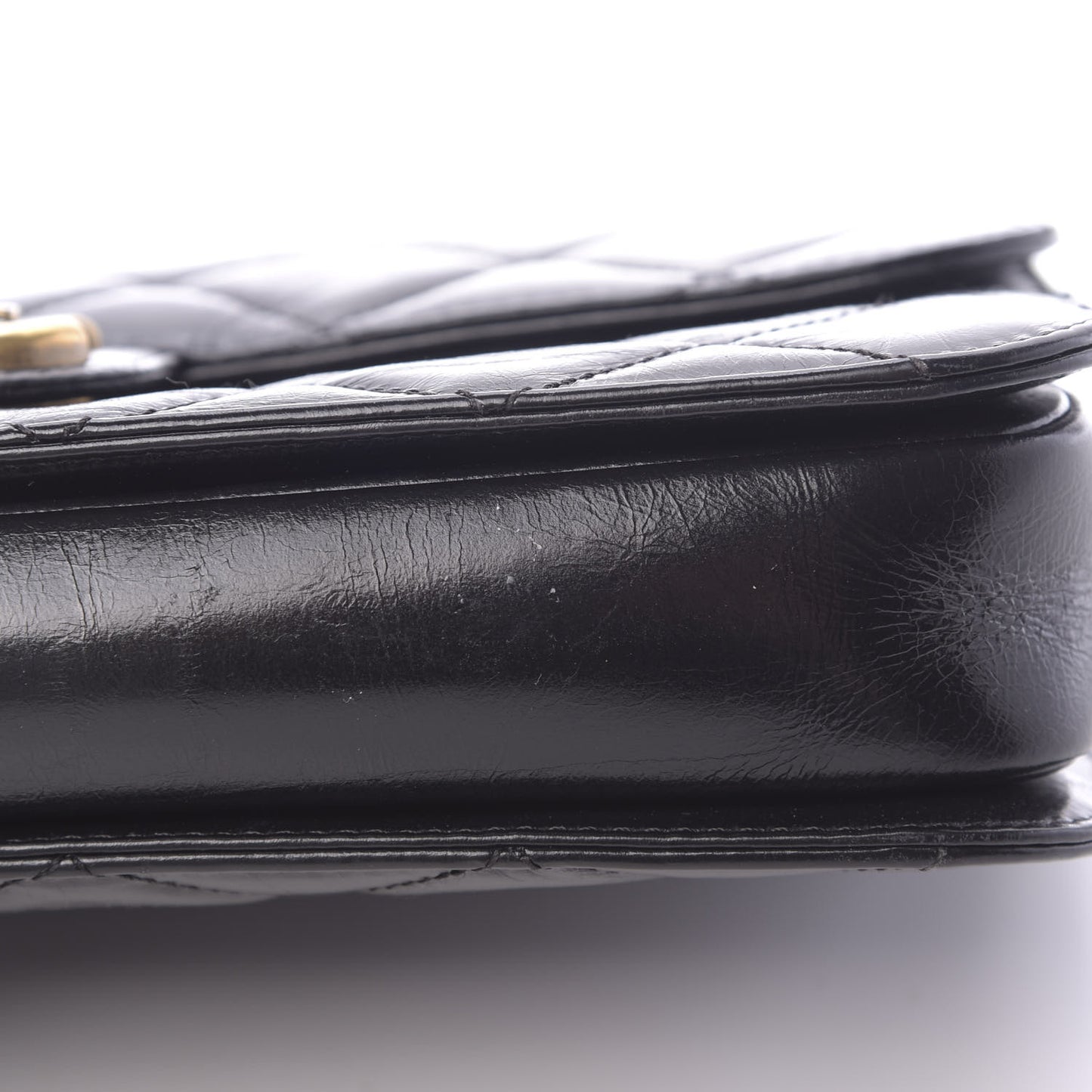 Glazed Calfskin Quilted Medium Perfect Edge Flap Black