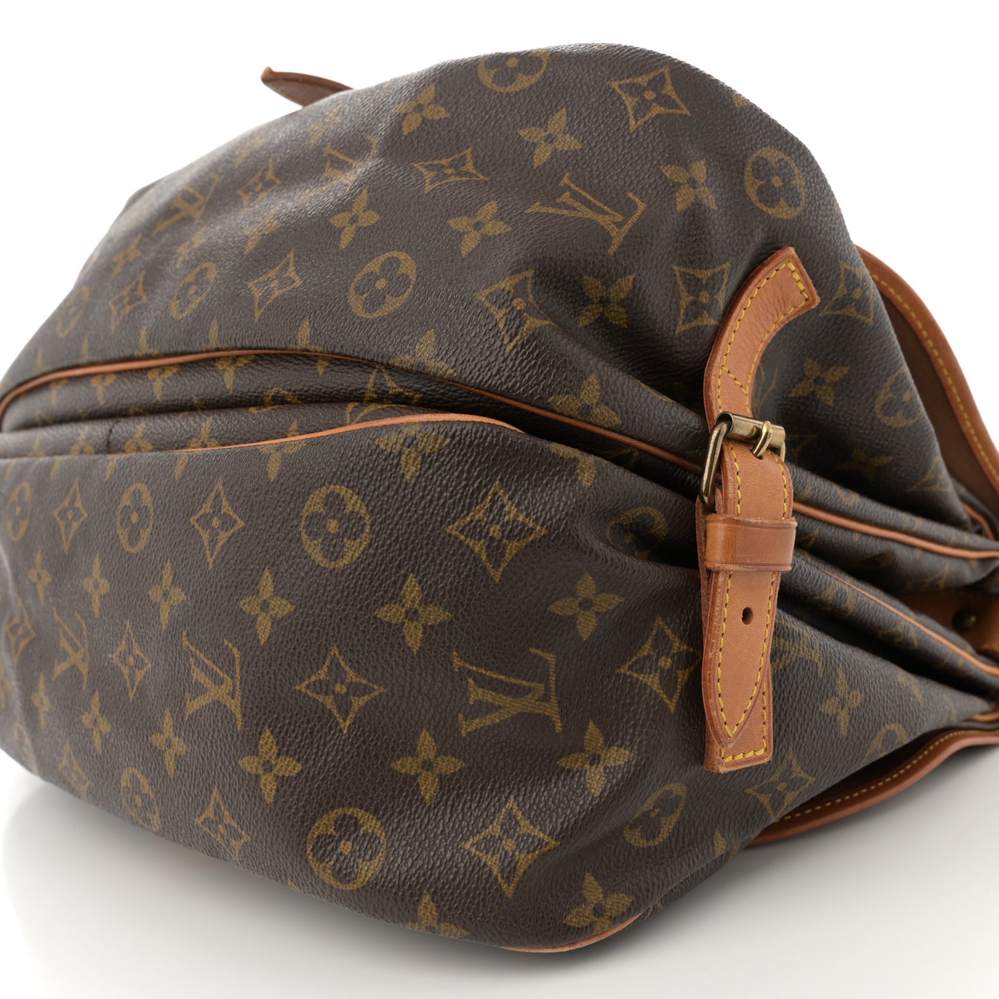 Monogram Saumur 35