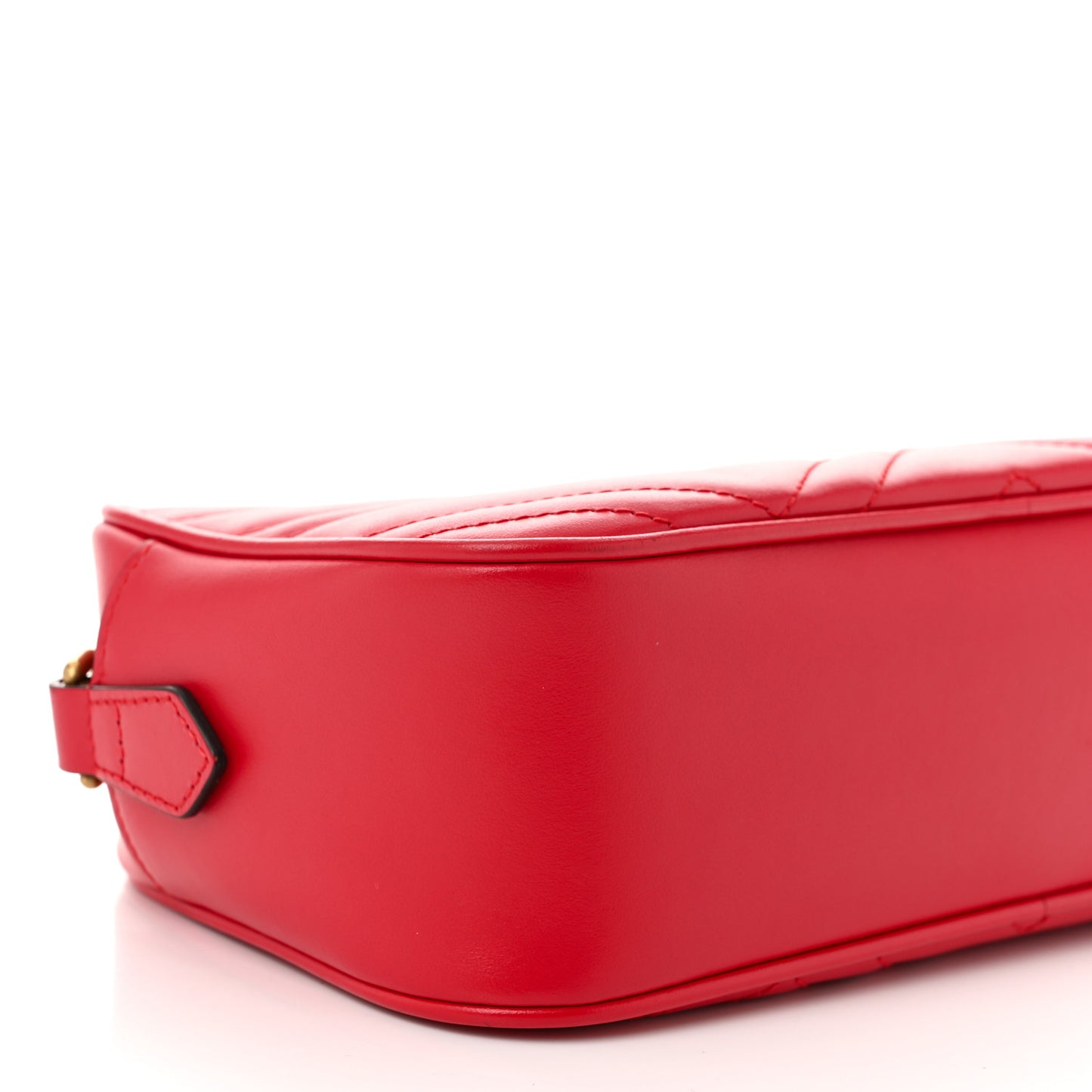 Calfskin Matelasse Small GG Marmont Chain Shoulder Bag Hibiscus Red