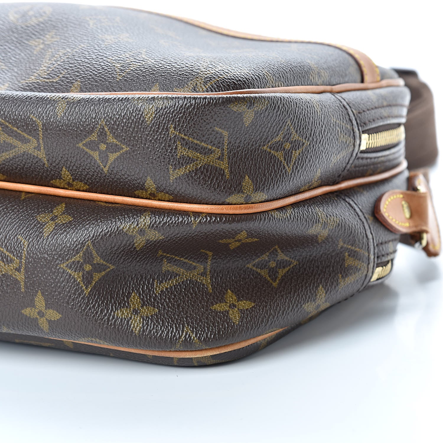 Louis Vuitton Monogram Reporter PM 11 of 16