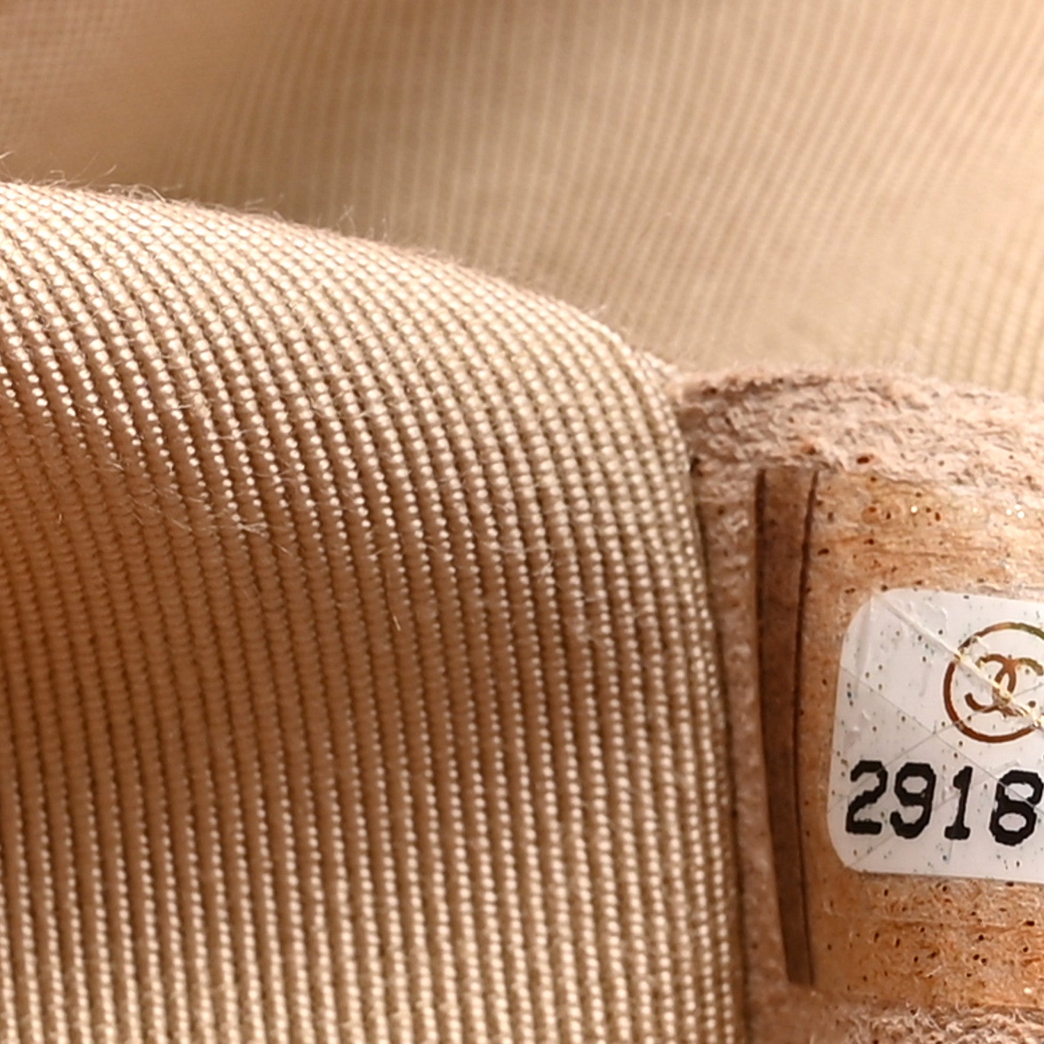 Chanel Glazed Calfskin Raffia Vanity Case Bag Pink 7 of 10