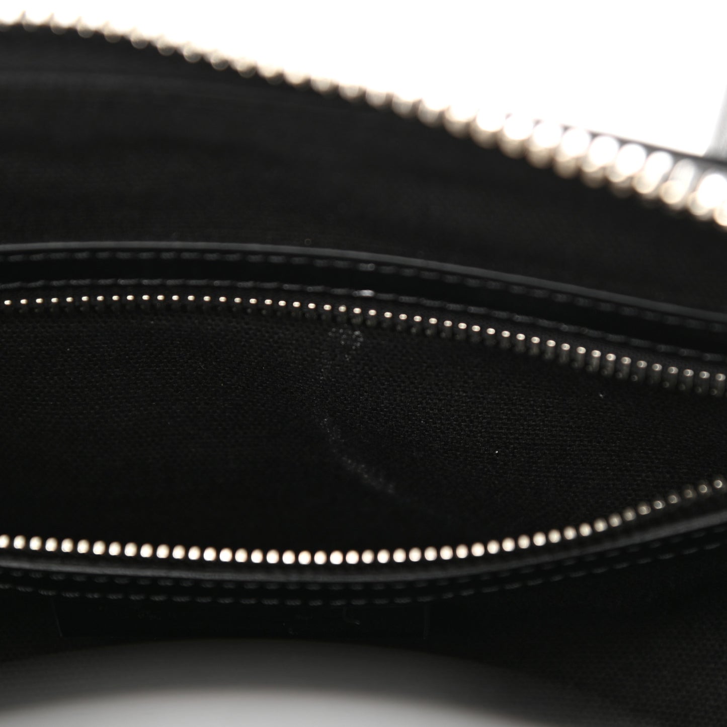 Shiny Lord Calfskin Medium Antigona Black