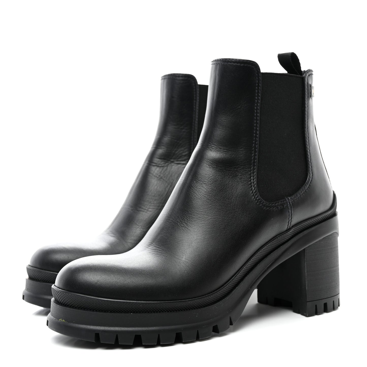 Vitello Montana Lug Sole Chelsea 55mm Boots 37 Black