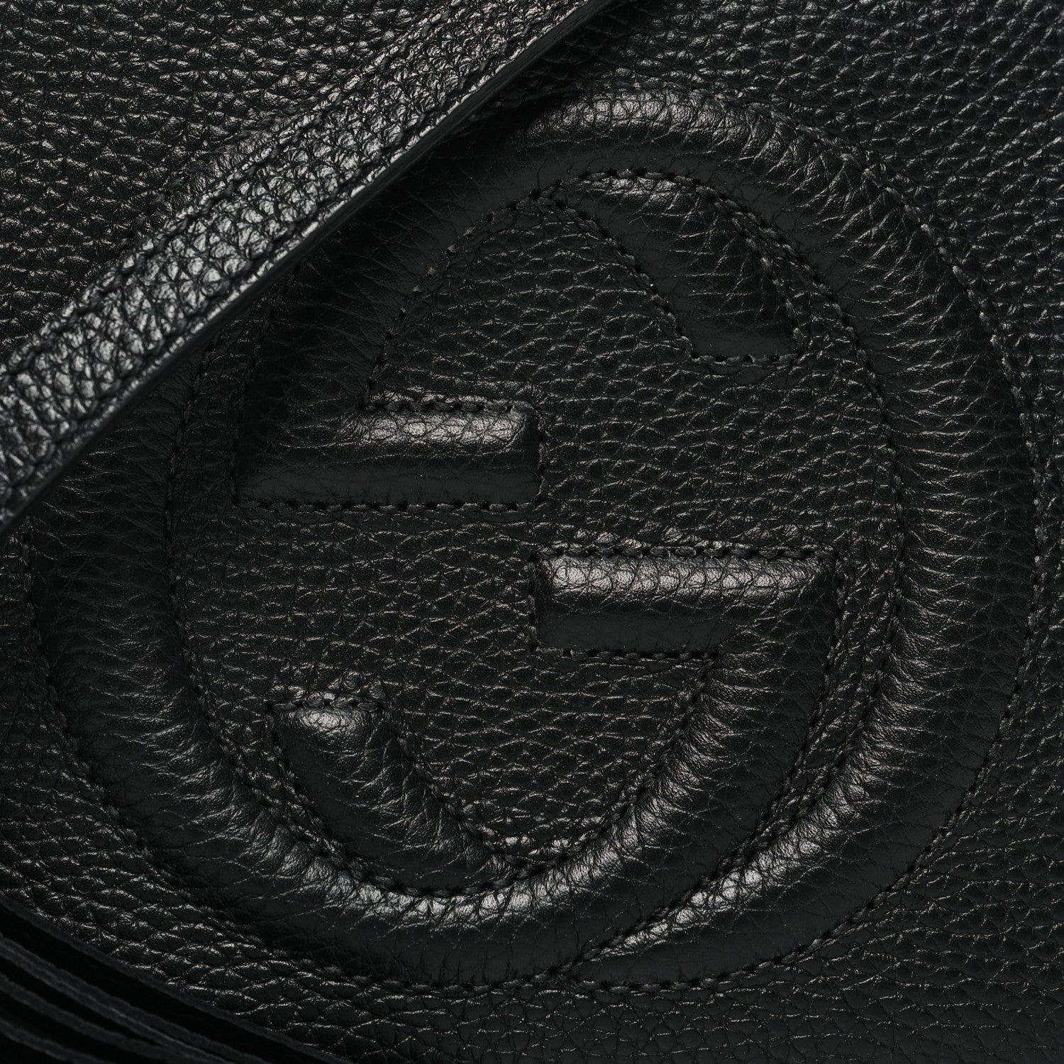 Gucci Pebbled Calfskin Small Soho Disco Bag Black 8 of 11