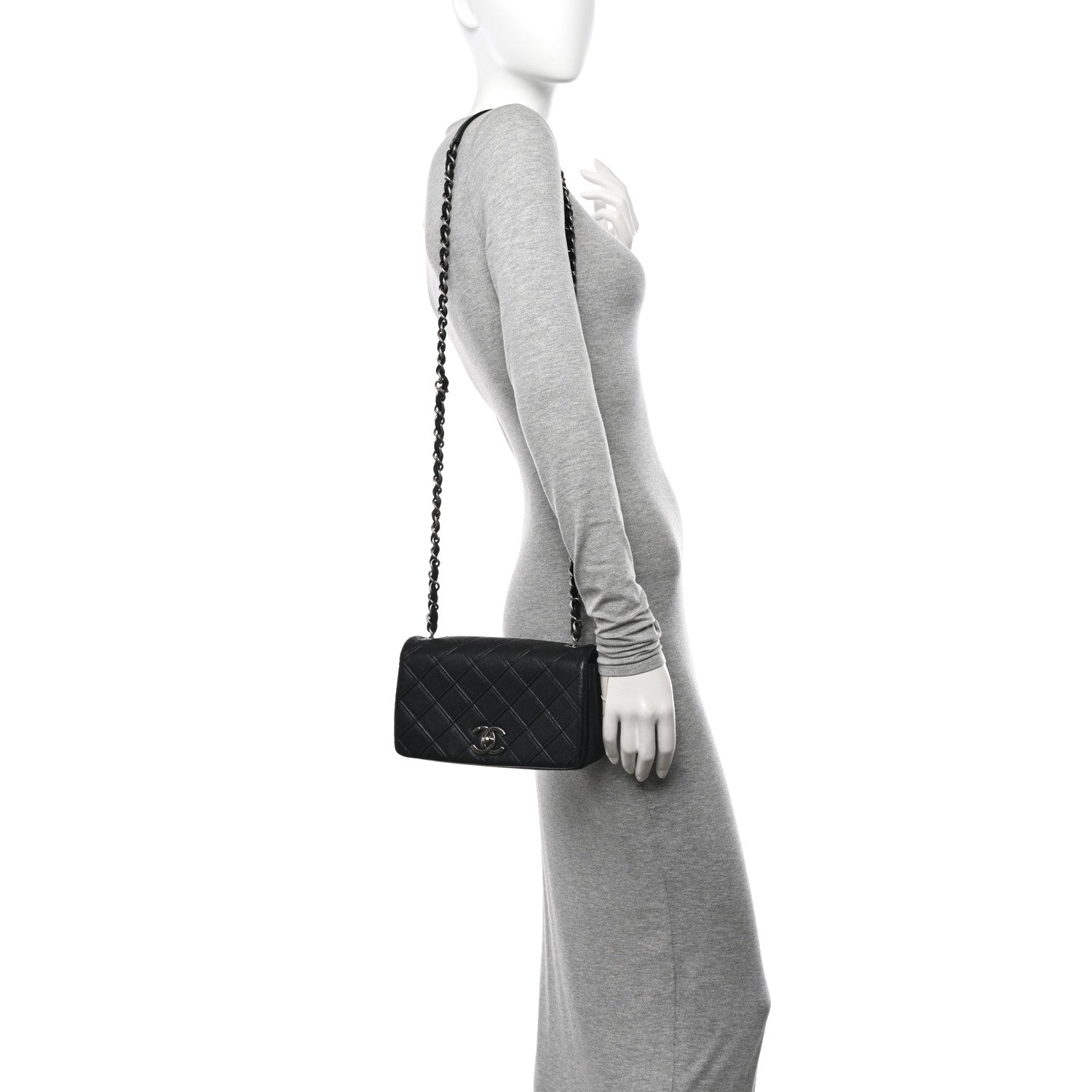 Chanel Calfskin Diamond Embossed Small New Chic Flap Black 2 of 10