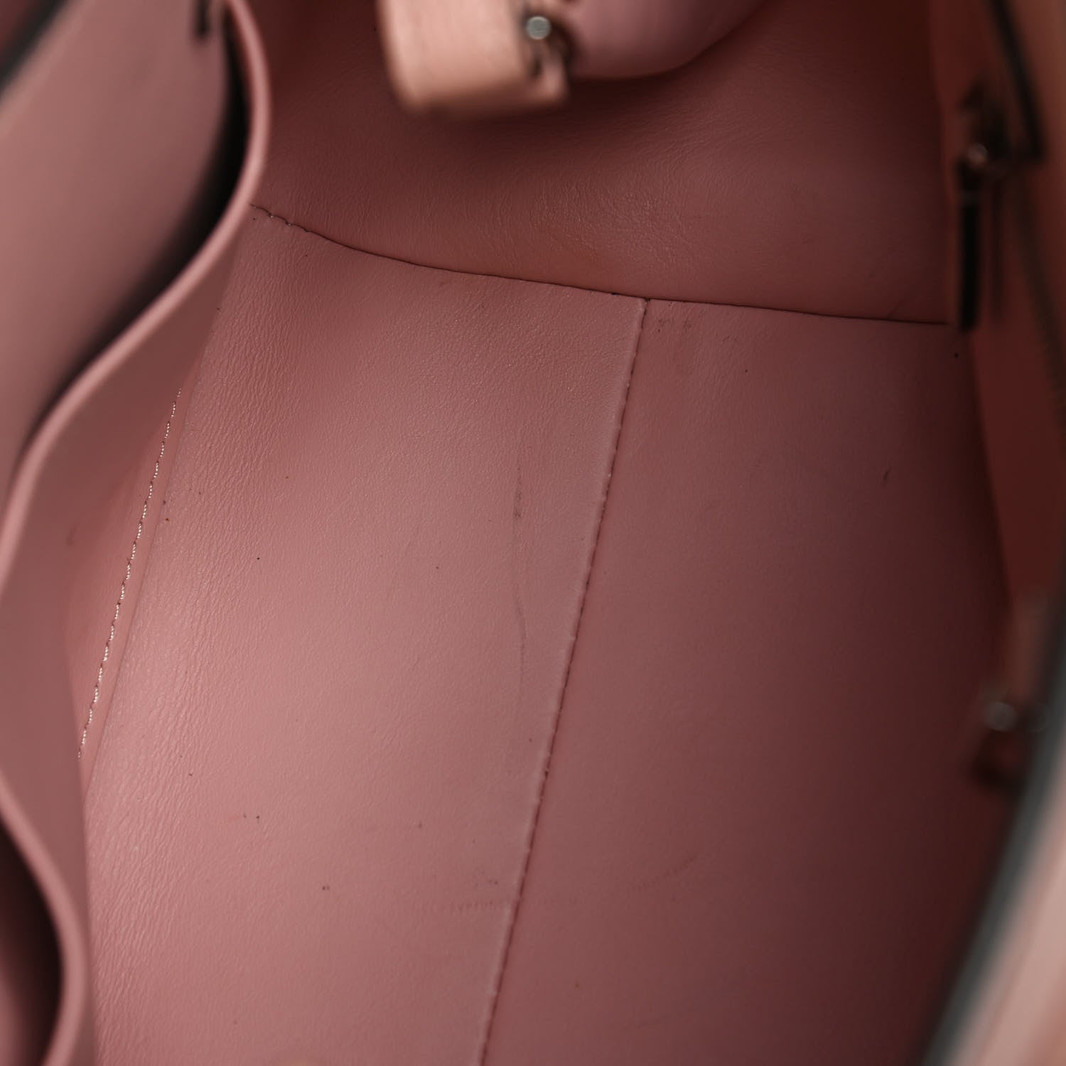 Louis Vuitton Veau Nuage Milla PM Rose Poudre 13 of 15