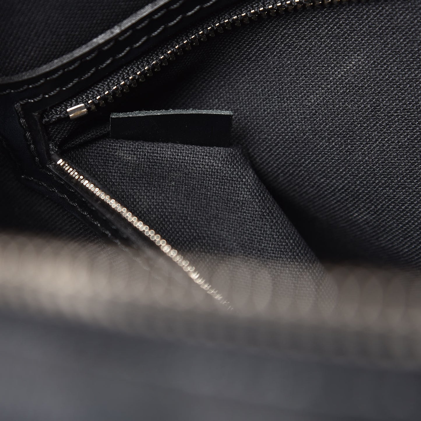 Damier Graphite Porte-Documents Voyage GM
