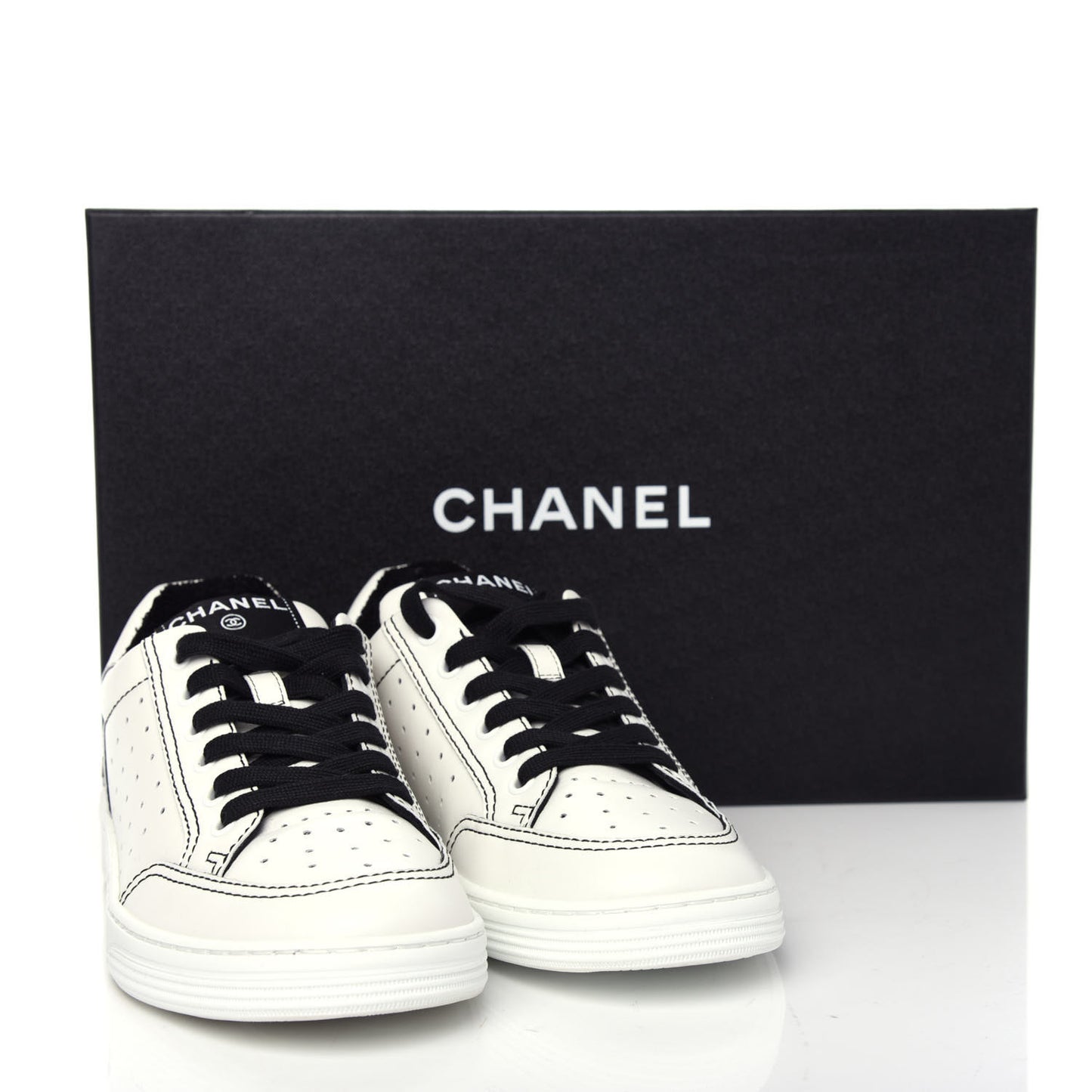 Calfskin Womens Logo Sneakers 36.5 White Black