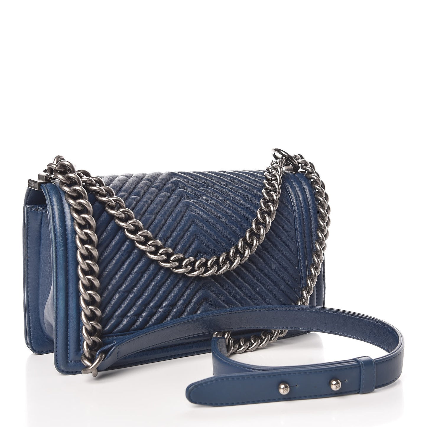 Wrinkled Lambskin Chevron Quilted Medium Boy Flap Navy