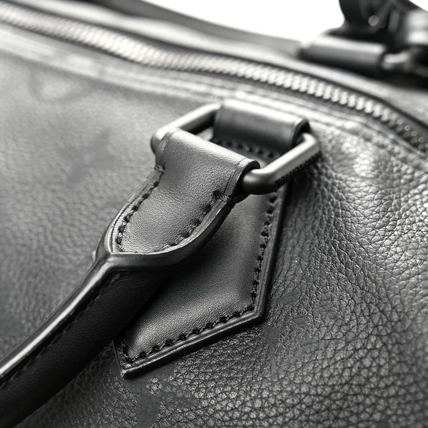 Calfskin Monogram Speedy P9 Bandouliere 40 Ultra Black