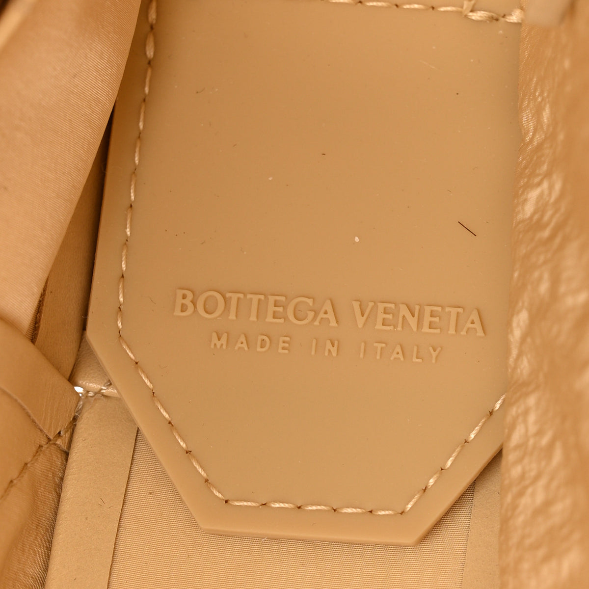 Bottega Veneta Paper Calfskin Maxi Intrecciato Cassette Crossbody Bag Porridge 13 of 13