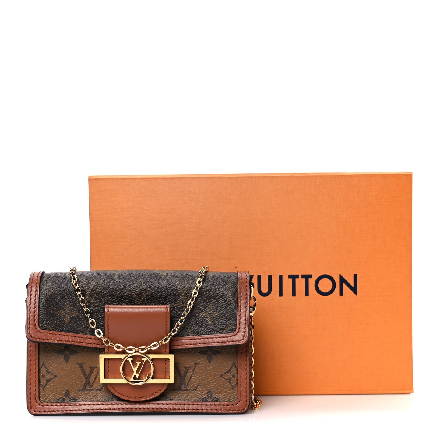 Reverse Monogram Dauphine Chain Wallet
