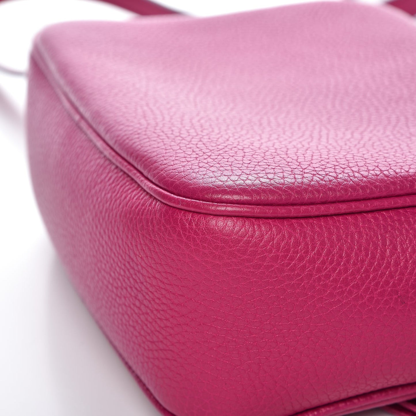 Pebbled Calfskin Small Soho Disco Bag Bright Bougainvillea