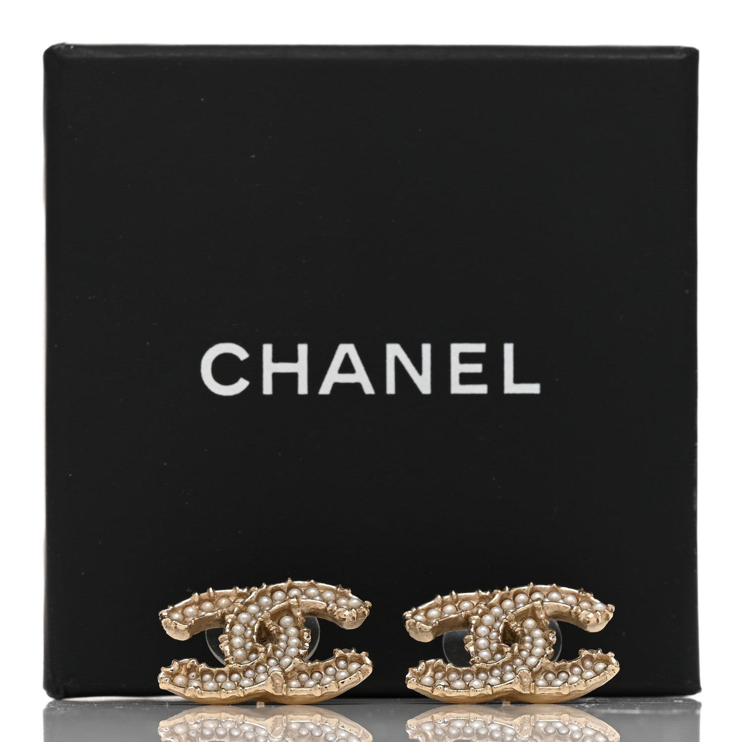 Chanel Pearl CC Camellia Express Stud Earrings Gold 6 of 6