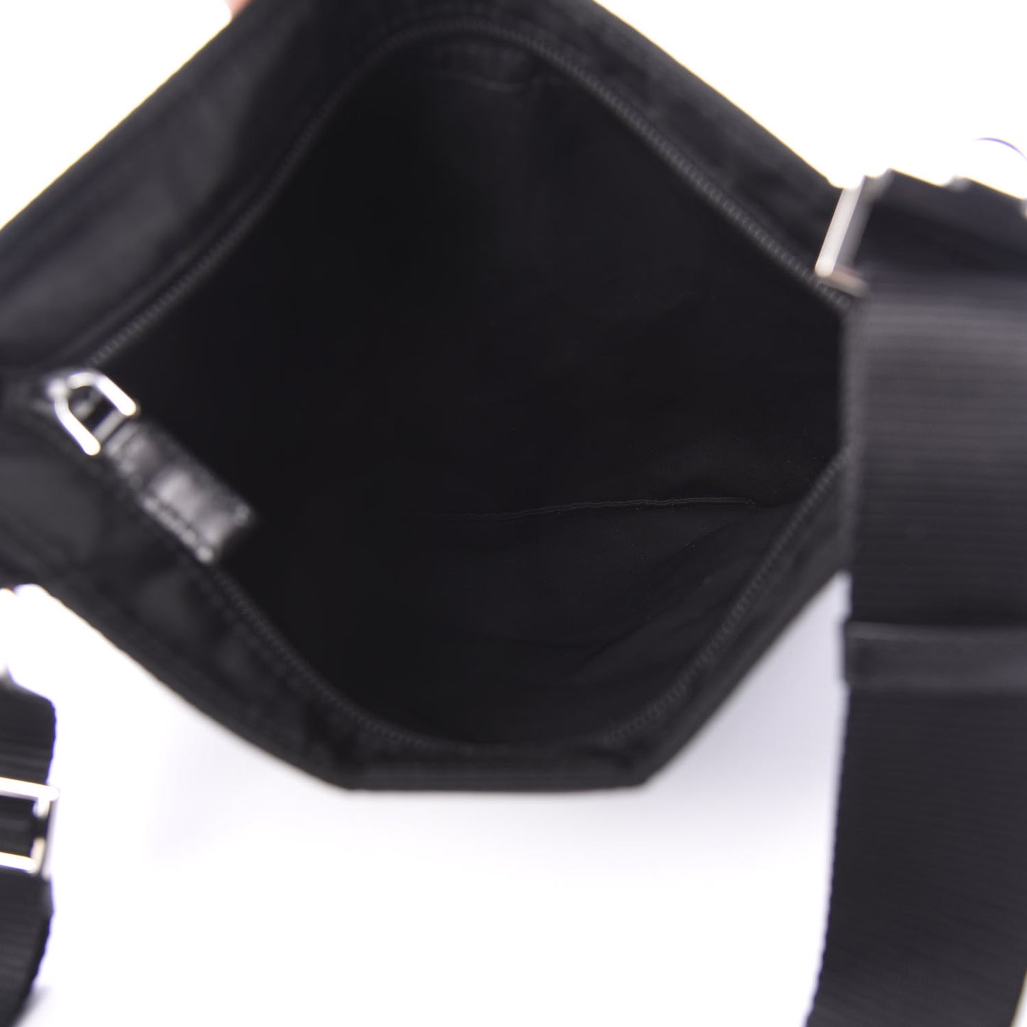 Nylon Flat Messenger Bag Black