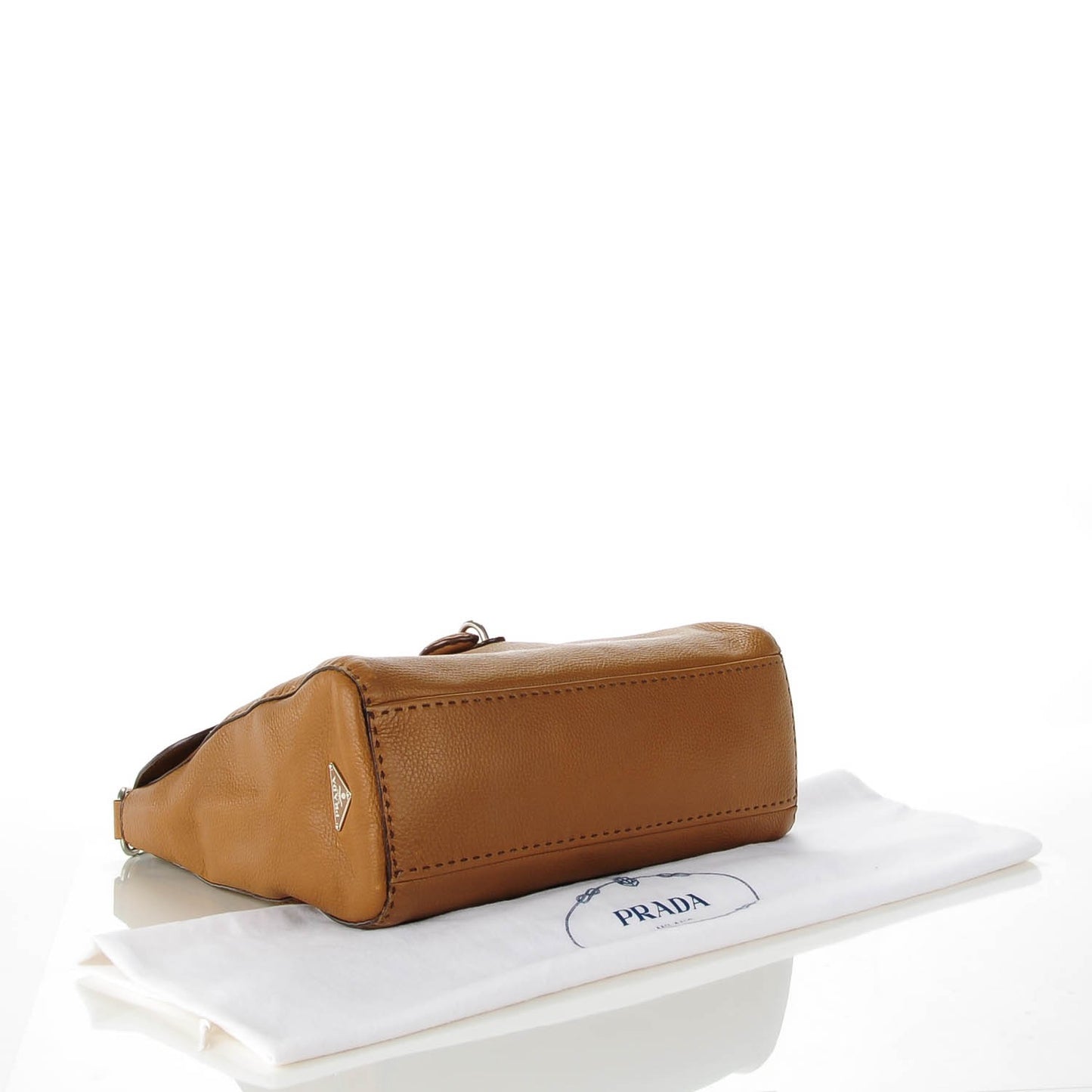 Vitello Daino Shoulder Flap Bag Caramel