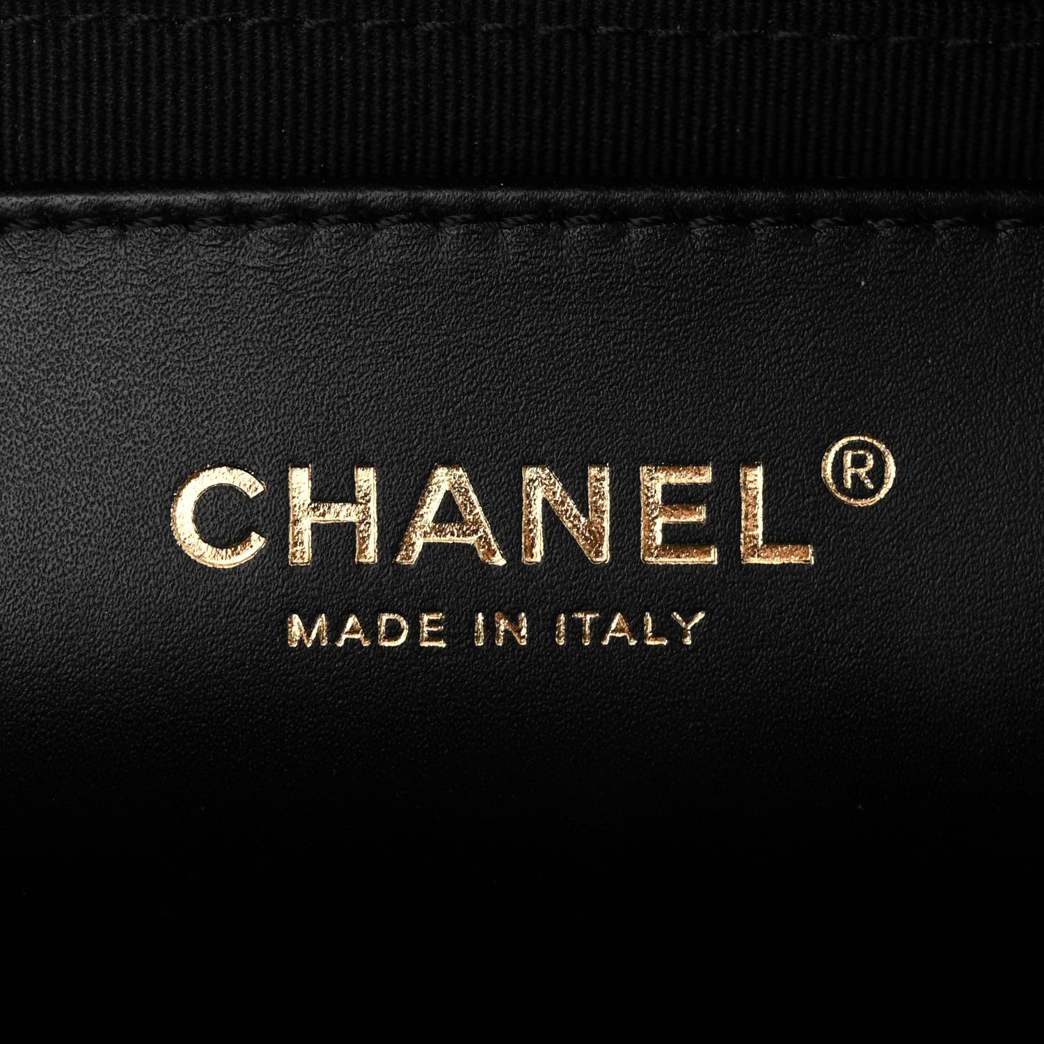 Chanel Metallic Calfskin Pearl Quilted CC Mini Camera Case Ruthenium 6 of 11