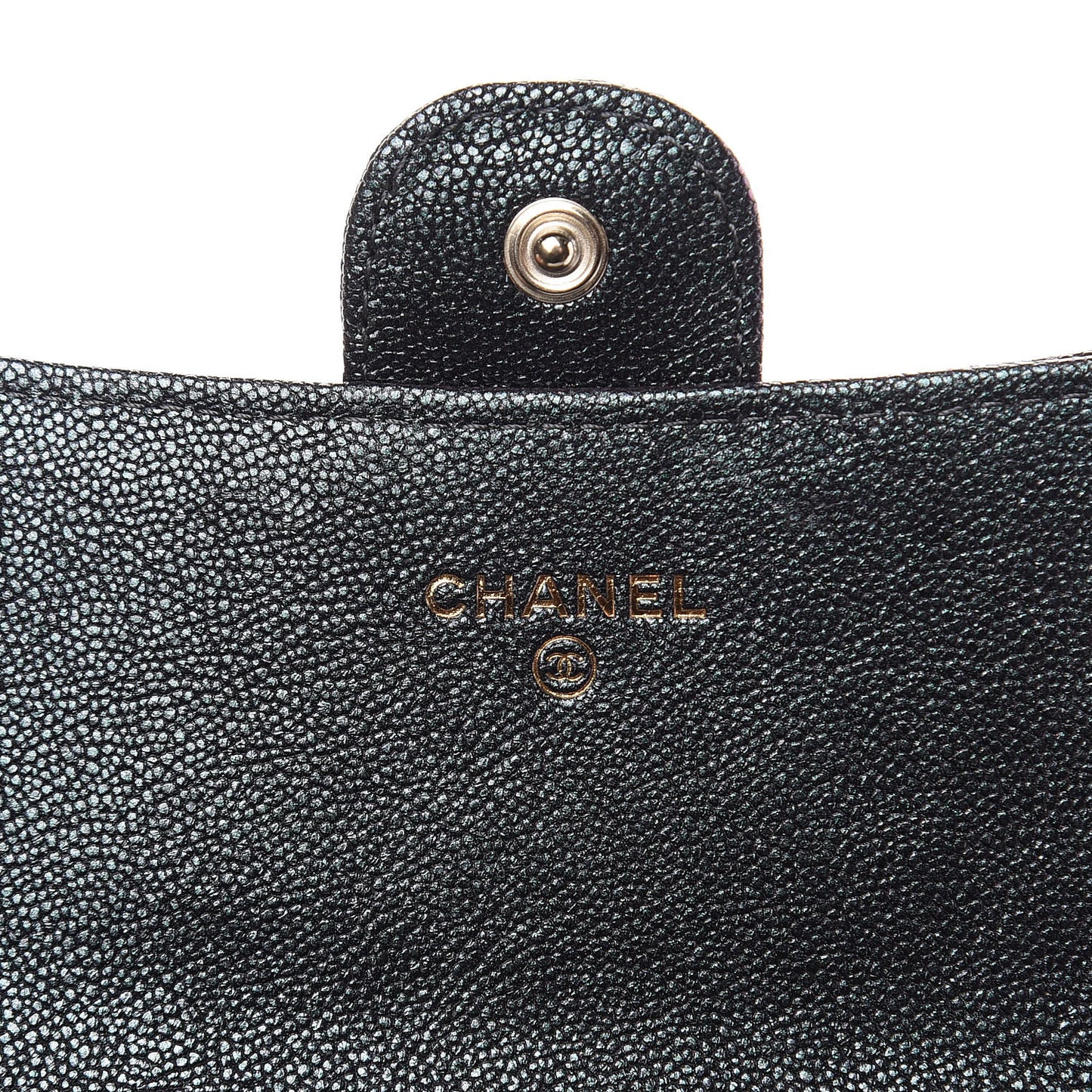 Iridescent Caviar Quilted Classic Clutch With Chain Black