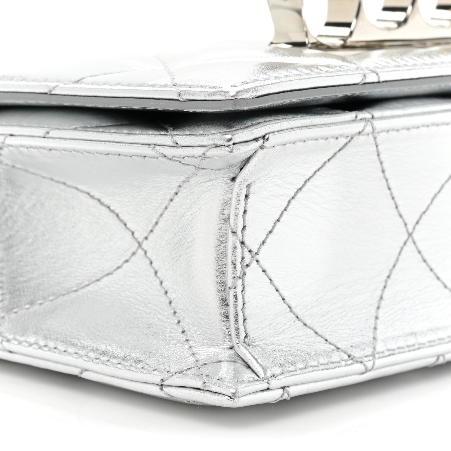 Alexander McQueen Metallic Lambskin Quilted Knuckle Shoulder Bag Silver 9 of 10
