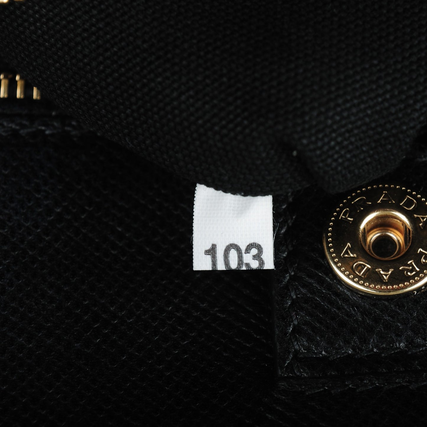 City Calf Saffiano Bi-Color Tote Bluette Black