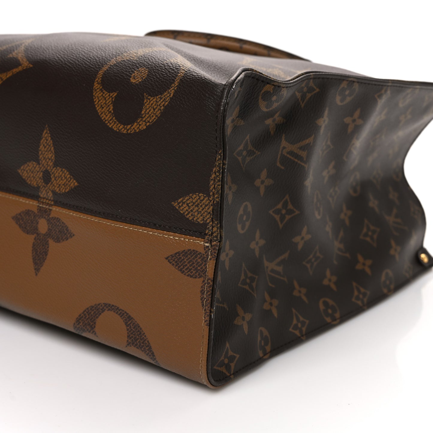 Reverse Monogram Giant Onthego GM