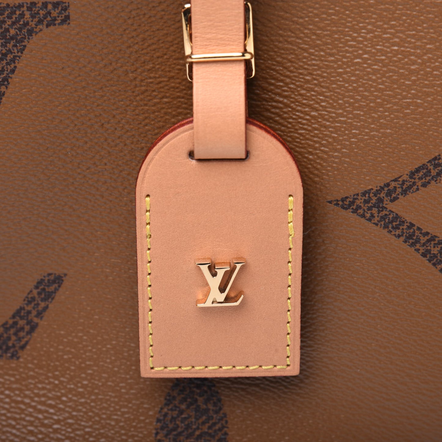 Reverse Monogram Giant Boite Chapeau Souple