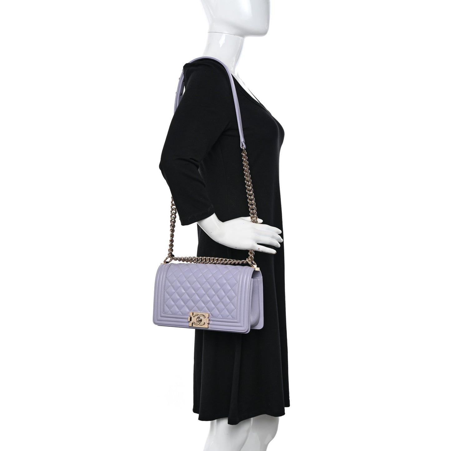 Caviar Quilted Medium Boy Flap Light Purple