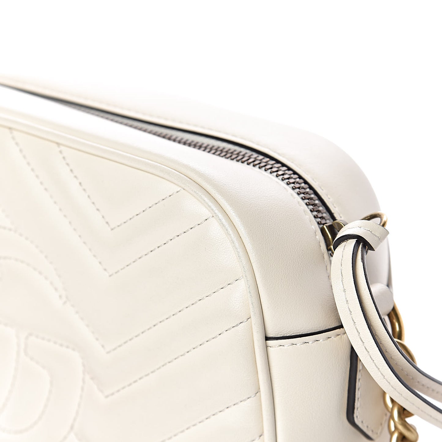 Calfskin Matelasse Small GG Marmont Chain Shoulder Bag White