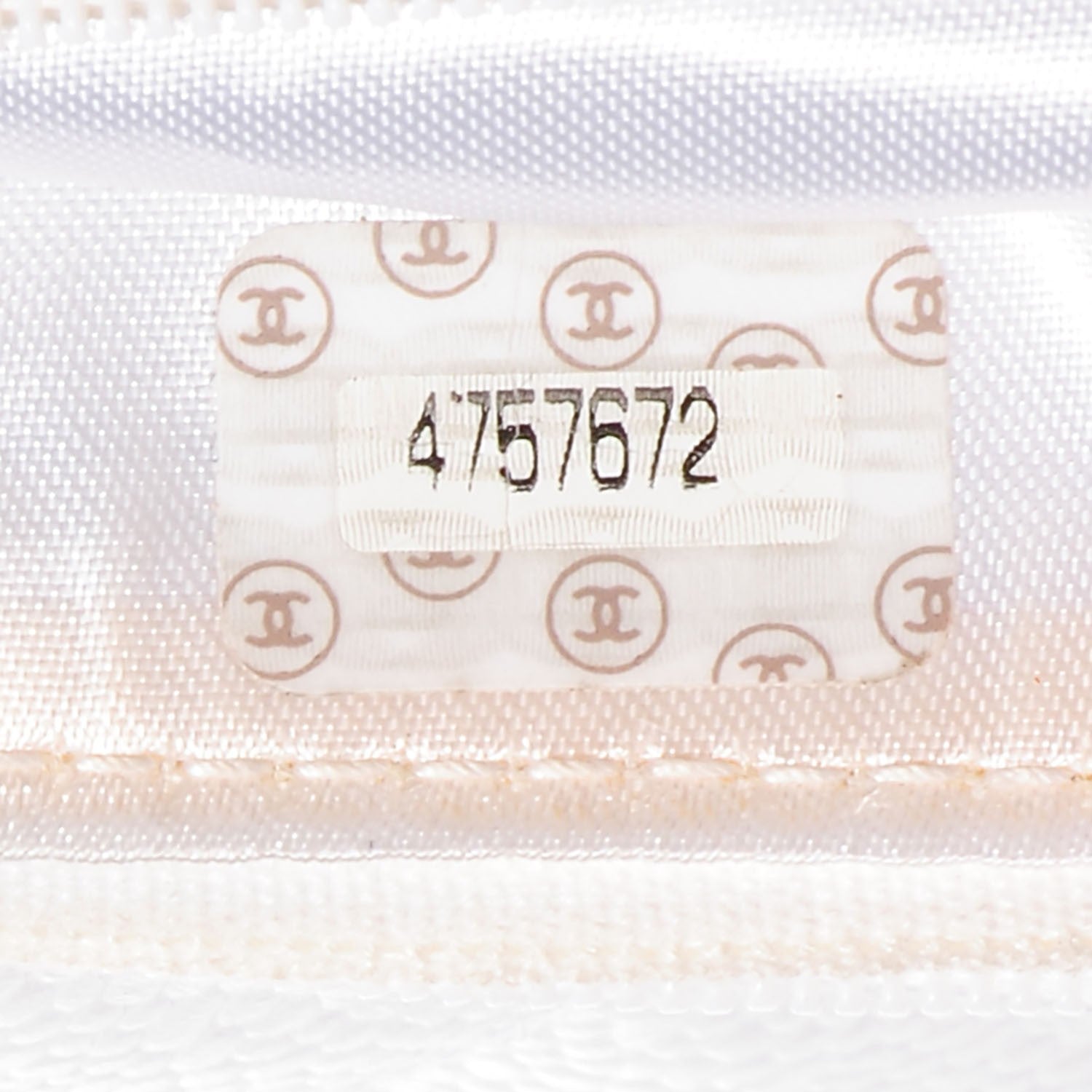 Chanel Caviar Quilted Shoulder Flap Bag White 9 of 9