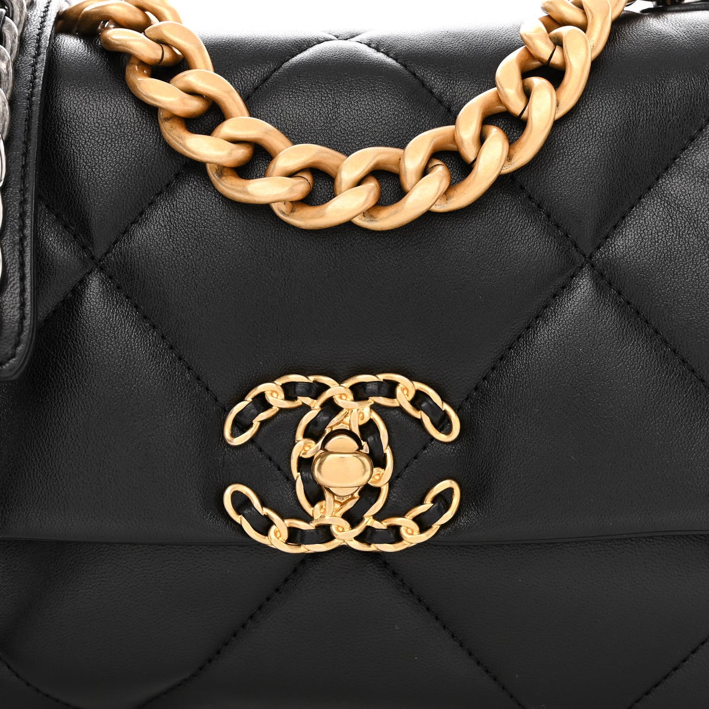 Lambskin Quilted Medium Chanel 19 Flap Black