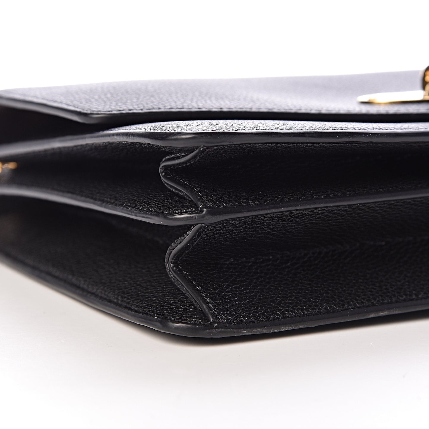 Small Classic Grain Calfskin Large Darley Black