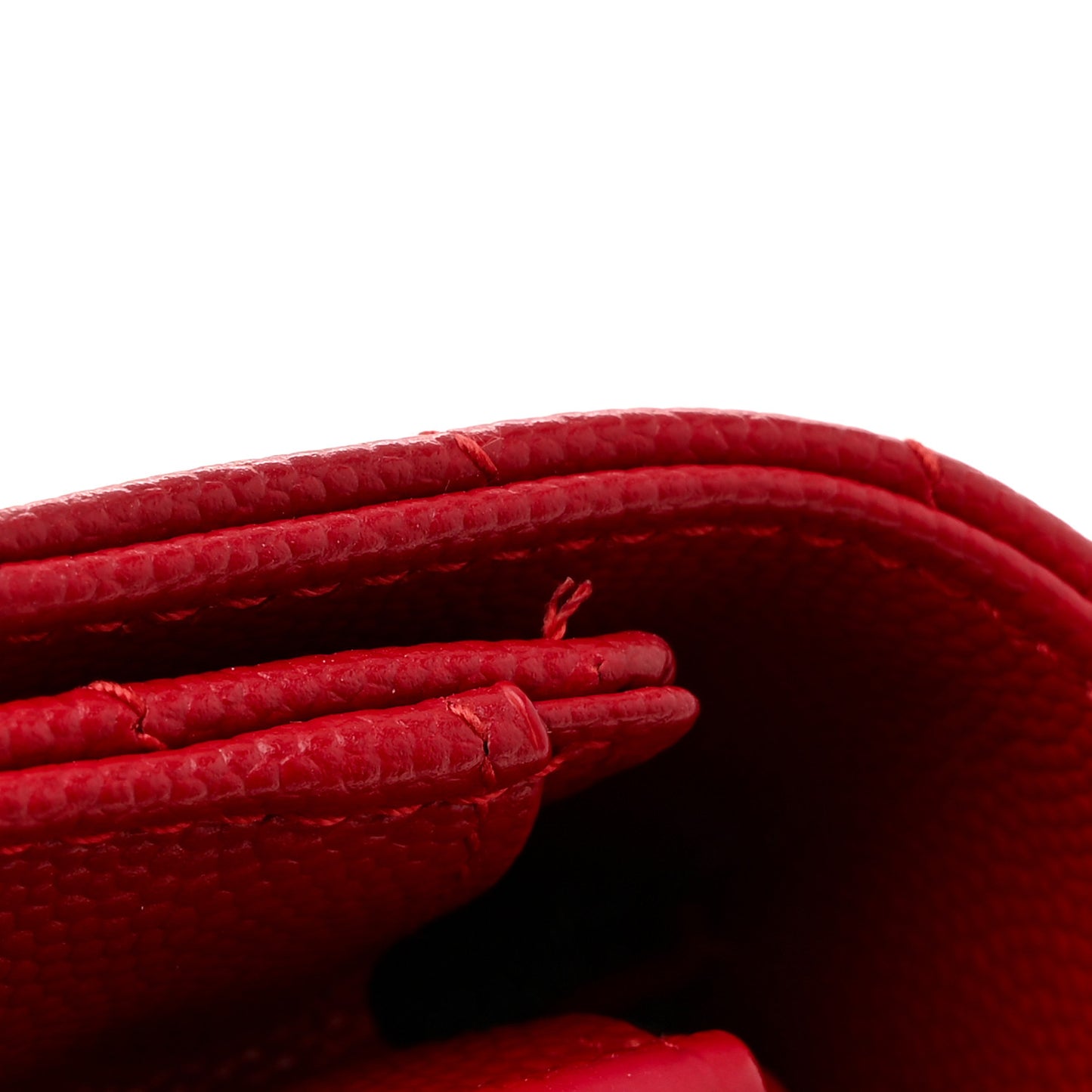 Grain De Poudre Matelasse Chevron Monogram Chain Wallet Red