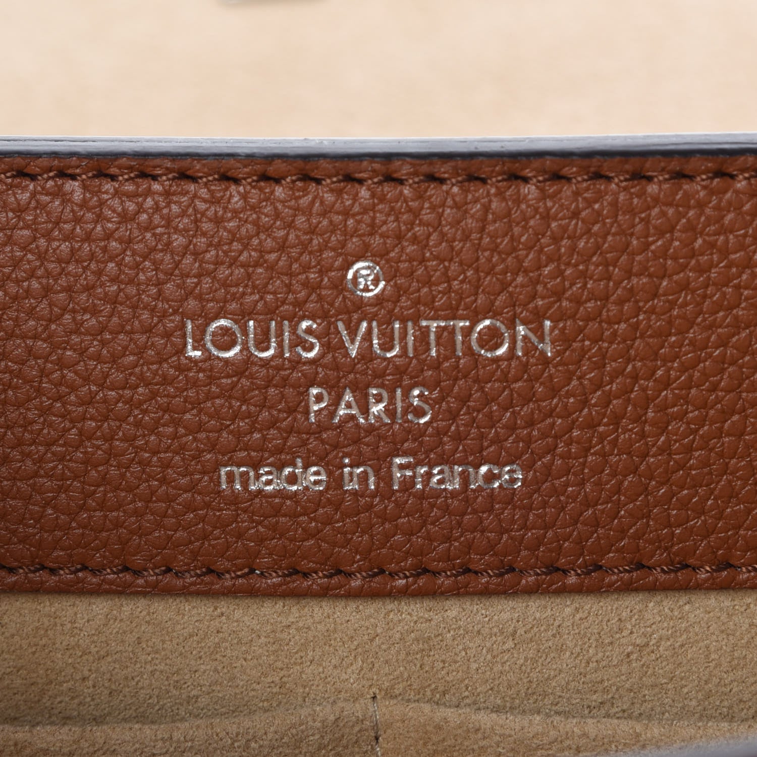 Louis Vuitton Soft Calfskin Lockme Ever Caramel Creme Black 8 of 8