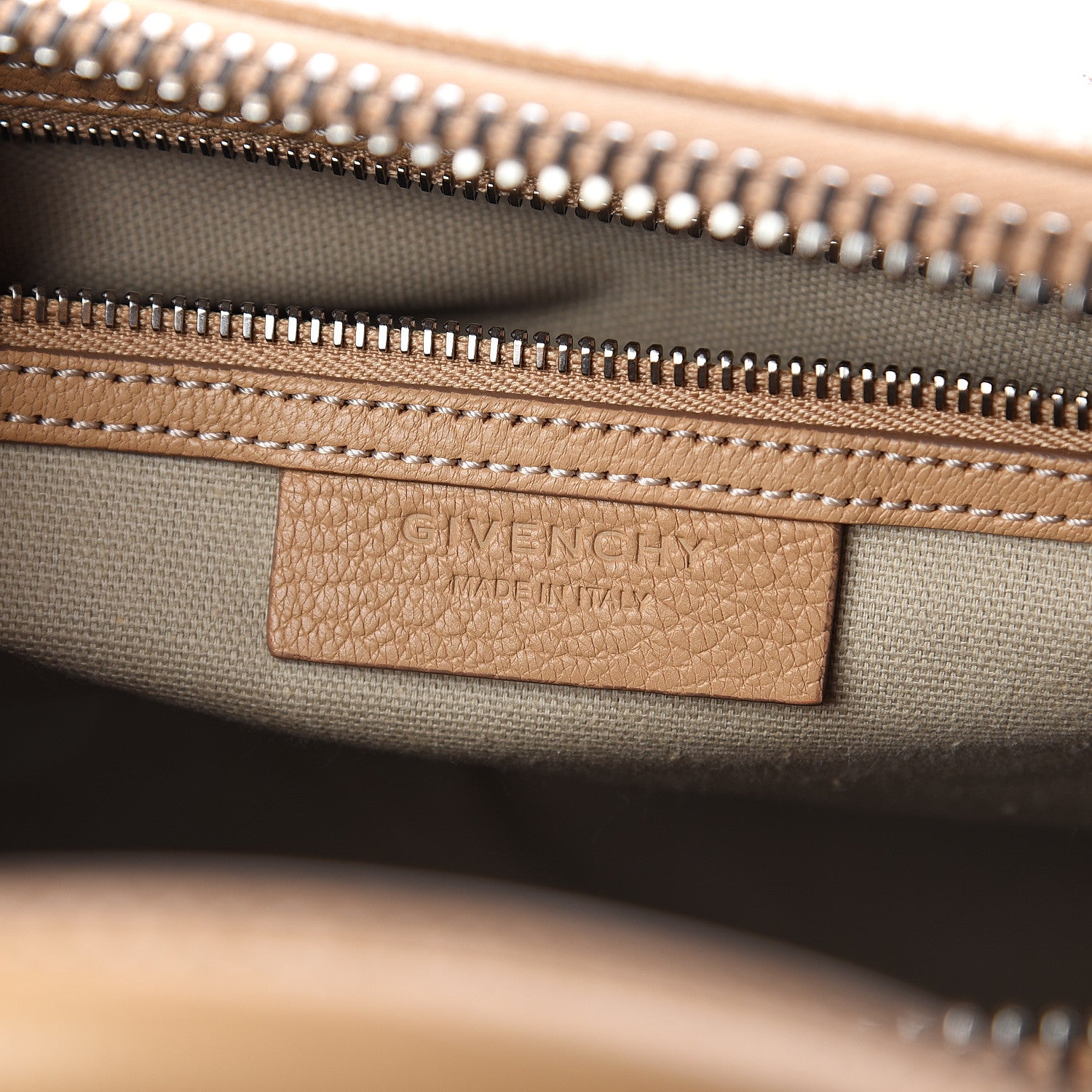 Givenchy Sugar Goatskin Medium Antigona Light Beige 5 of 8