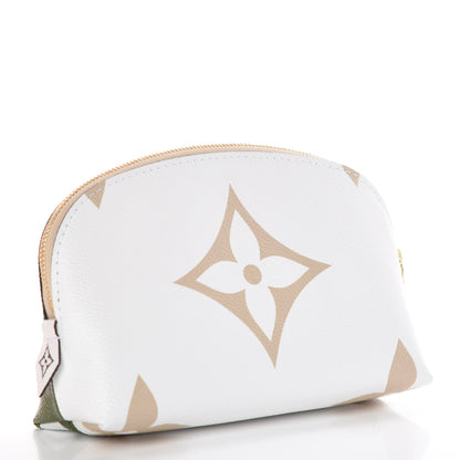 Louis Vuitton Monogram Giant Cosmetic Pouch Kaki 3 of 7