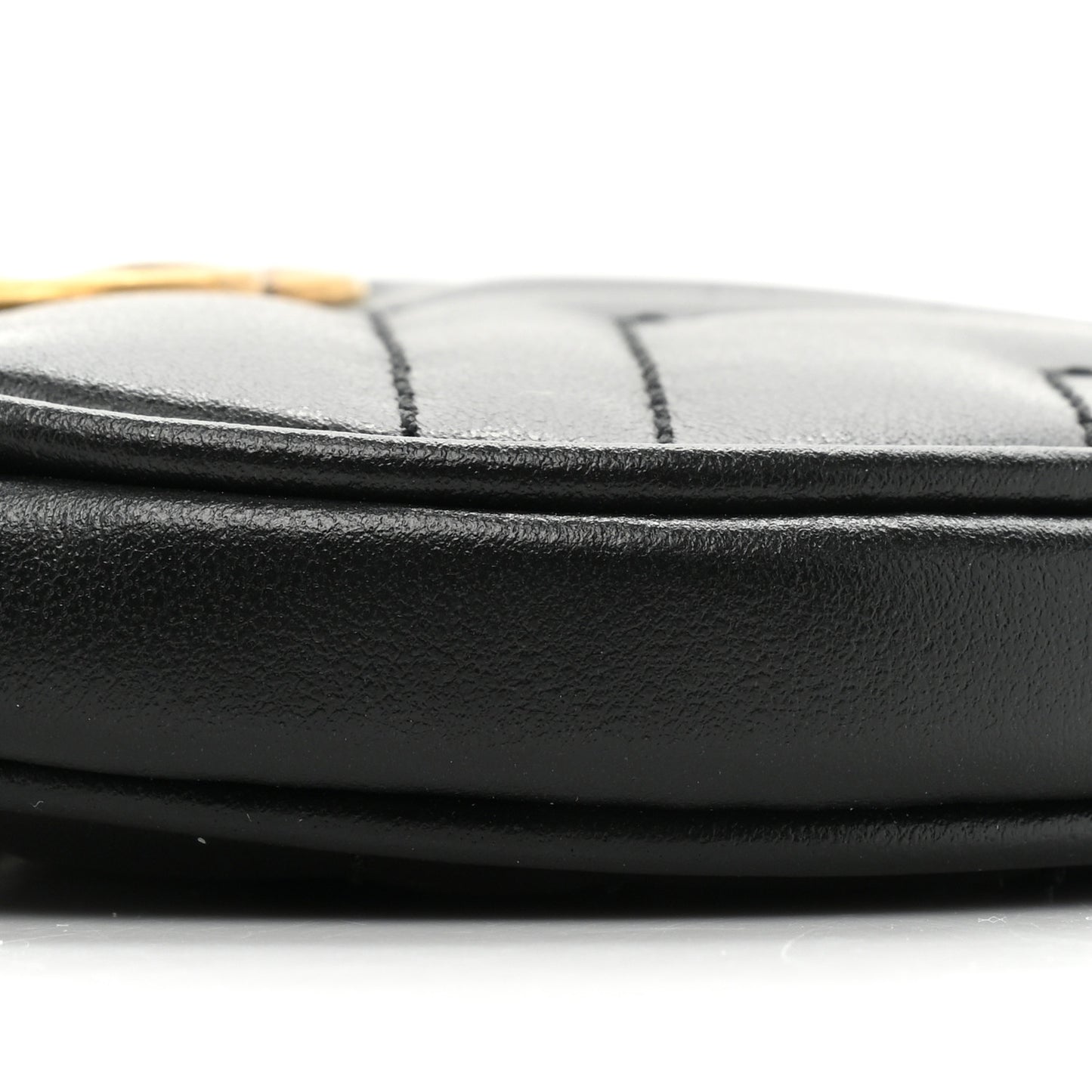 Calfskin Matelasse GG Marmont Round Mini Bag Black