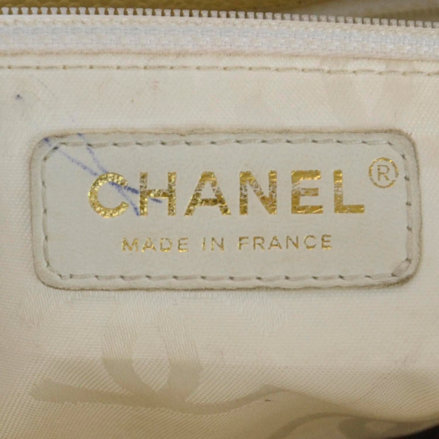Caviar Shoulder Bag Beige