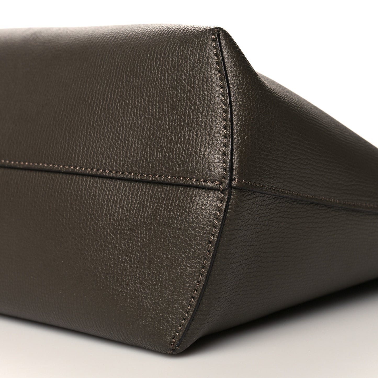 Vitello Vienna Enamel F is Fendi Shopping Tote Carbone Tobacco