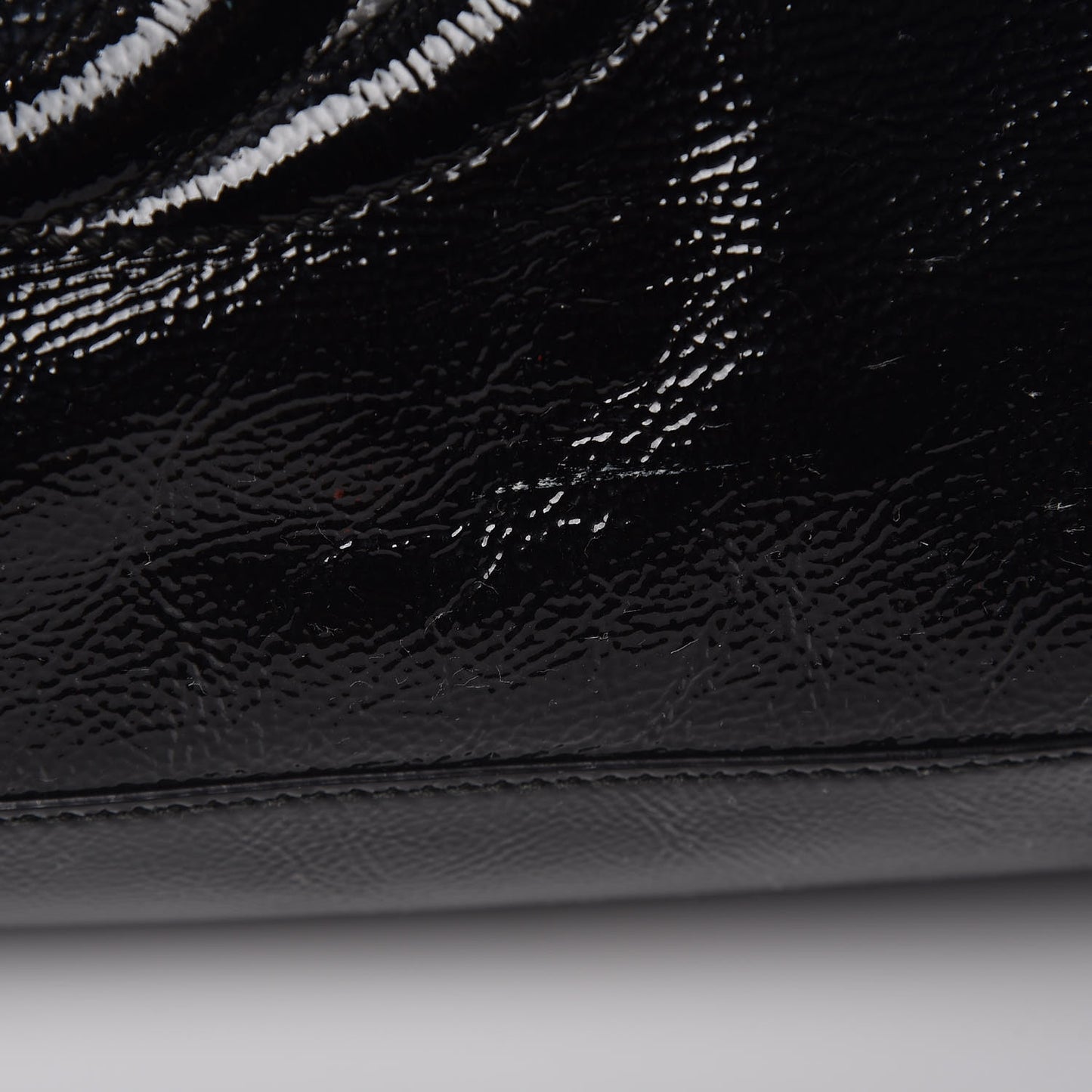 Patent Medium Soho Chain Shoulder Bag Black