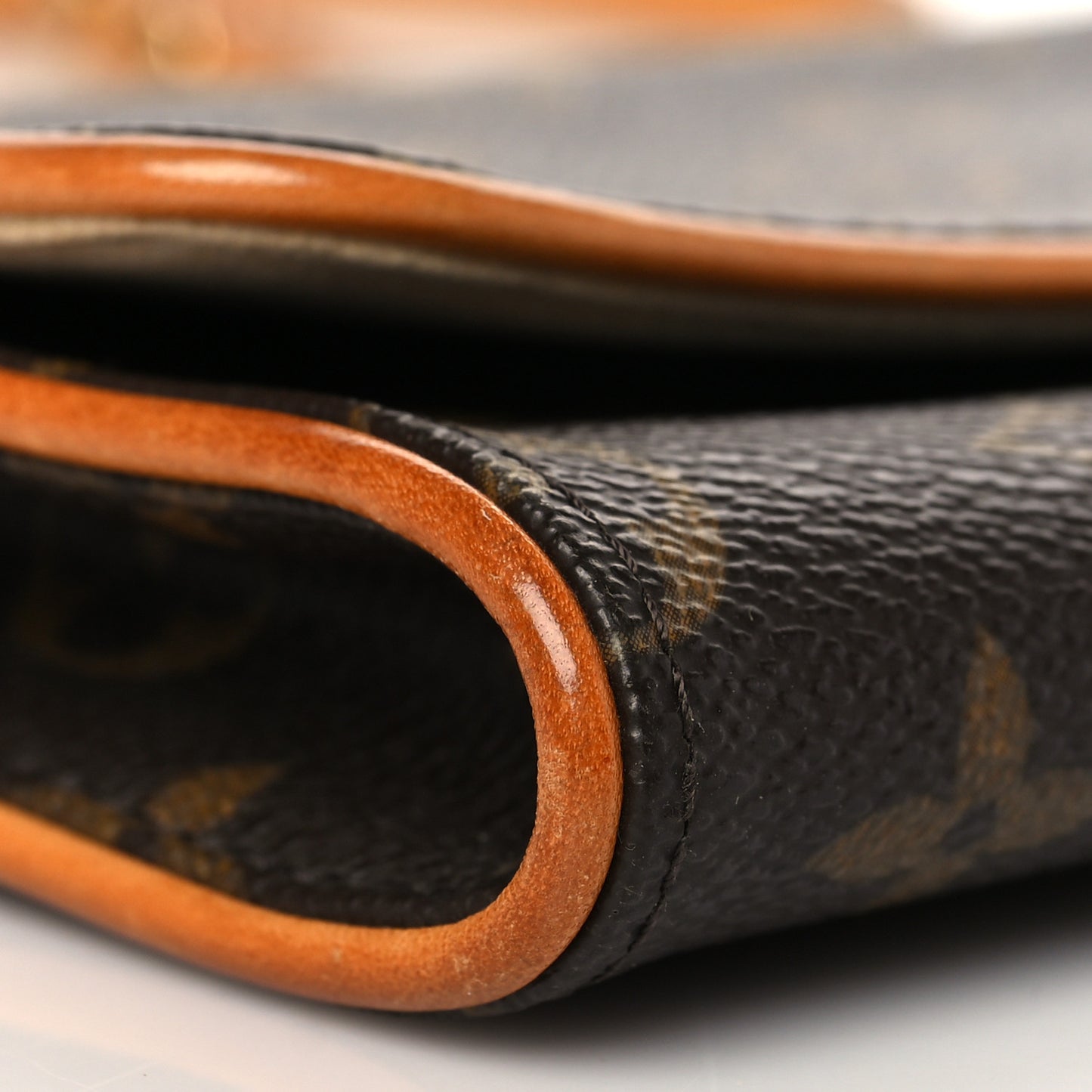 Monogram Pochette Twin GM