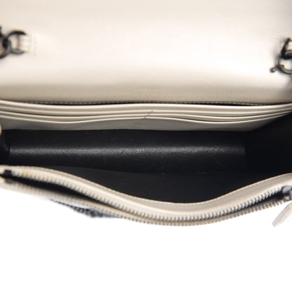 Saint Laurent Grain De Poudre Matelasse Chevron Monogram Envelope Chain Wallet Dove White 4 of 9