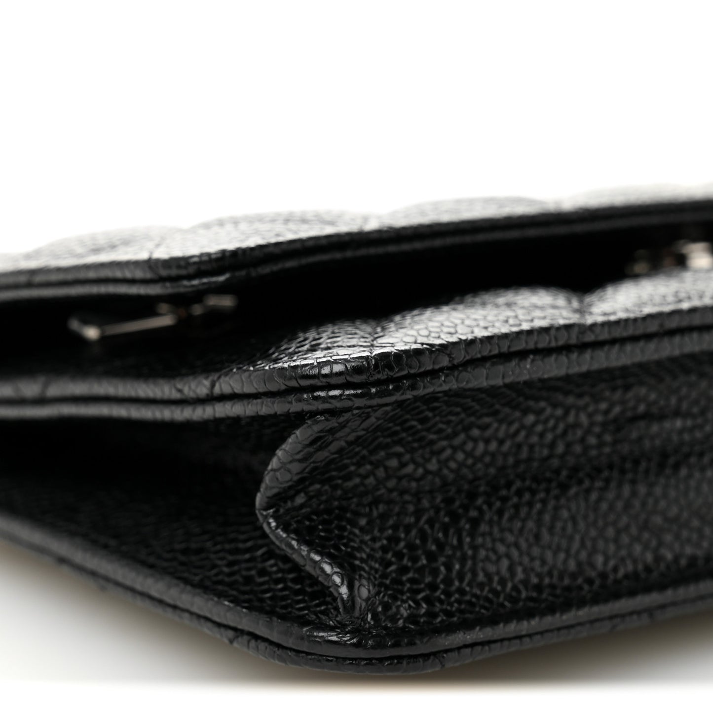 Caviar Quilted Wallet on Chain WOC Black