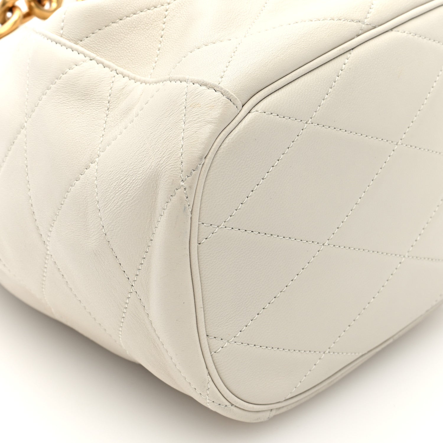 Saint Laurent Lambskin Quilted Le Maillon Bucket Bag Crema Soft 8 of 9