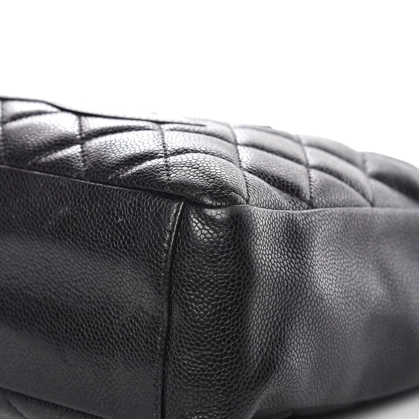 Caviar Quilted Petit Shopping Tote PST Black