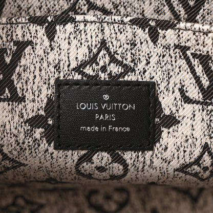 Louis Vuitton Monogram Jacquard Denim Onthego MM Gray 6 of 9