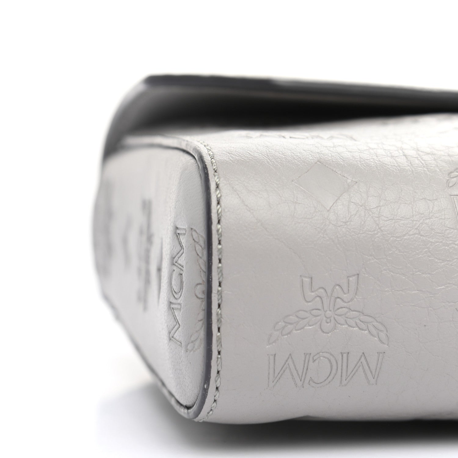 MCM Calfskin Ottomar Wallet On Chain Grey 9 of 10