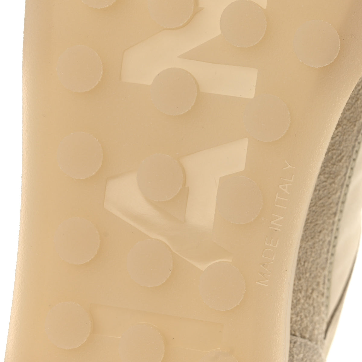 Mixed Fibers Suede Calfskin Womens CC Sneakers 40 Ivory